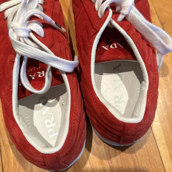 Prada Programme red suede quilted/channeled lace up low top sneakers 37 1/2 - Picture 7 of 11
